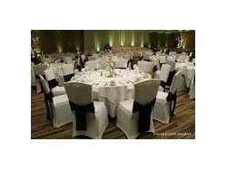 We are looking for individuals willing to work as waiters ess in Restaurants and Hotels