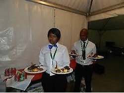 Waiters ess, bartenders and chefs needed in Johannesburg now