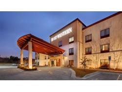 Urgently looking for permanent Worker to work in a Hotel in USA