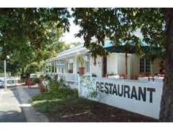 Waiters and Waitresses needed for work