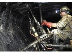 BLACK ROCK MINE OPEN VACANCIES CALL MR LEKALA ON (0606222511)