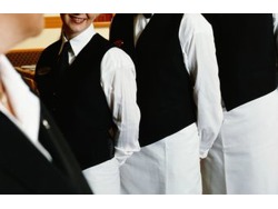 WAITER S AND BARTENDERS, JOBS AVAILABLE. GOOD PAY